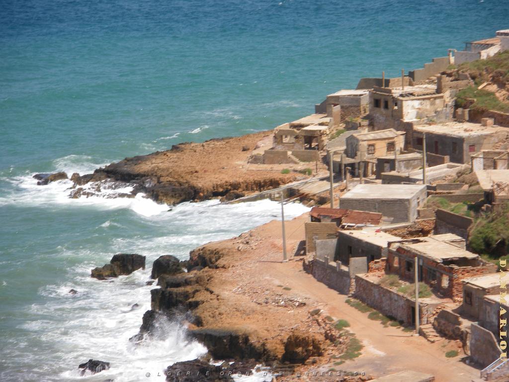 VOYAGE A ORAN EN 2009 1 CABANON DE KRISTEL.JPG